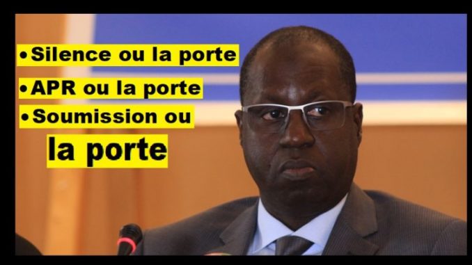 (Photos) – Voici le ministre humilié en direct par Macky au palais «Tu dois arrêter d’être toujours…»
