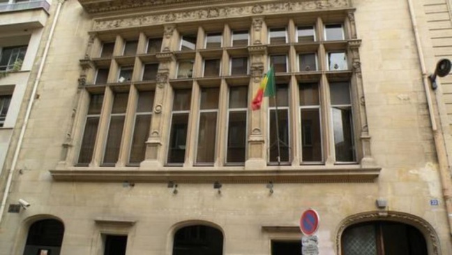 Une « Agression » Secoue Le Consulat Du Sénégal À Paris : Une Enquête Déclenchée !