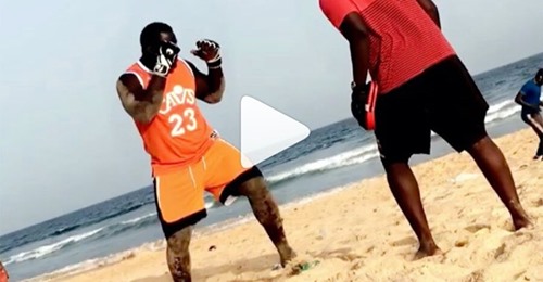 Vidéo – Regardez Sa Thiès en pleine séance de boxe à la plage