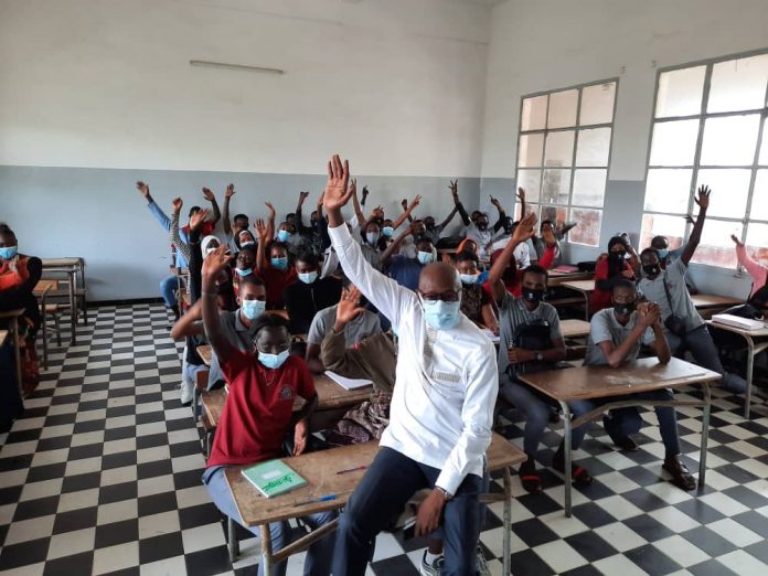 Lycée Lamine Guèye : le ministre de la culture et de la communication, Abdoulaye Diop de retour en classe