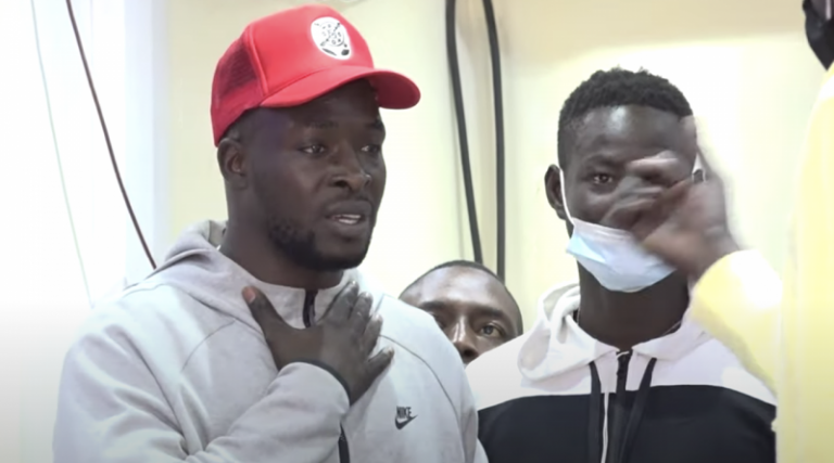 (Vidéo) Après avoir déversé sa colère sur Macky à cause de la situation des jeunes,Siteu quitte la salle, Regardez