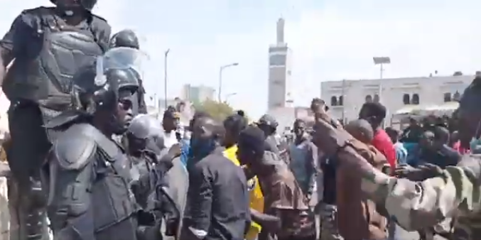 Médina : Belles images entre manifestants et forces de l’ordre (Vidéo)