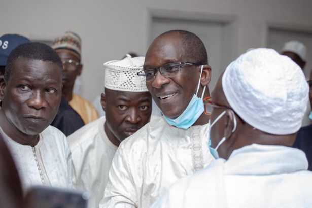 Abdoulaye Diouf Sarr persiste : « La vaccination est à ce jour le meilleur moyen de se protéger du virus »