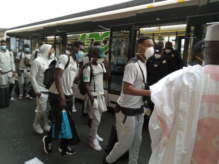 CAN 2021 : L’équipe nationale du Sénégal est arrivée au Cameroun (photos)