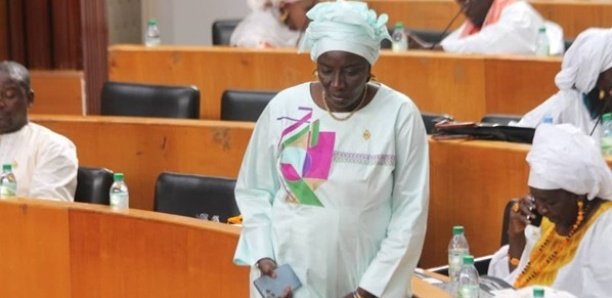 Assemblée nationale : Aminata Touré quitte le groupe parlementaire de Benno et rejoint les non-inscrits !
