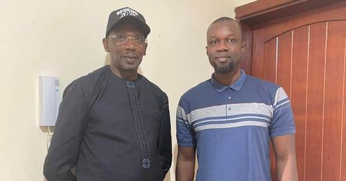 Un ancien DG de Macky rejoint Pastef de Ousmane Sonko