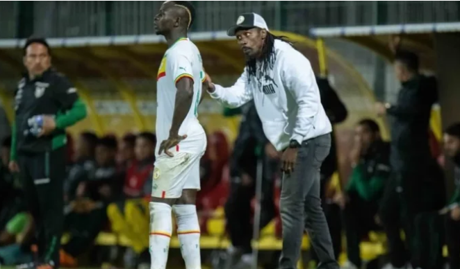 Maintien du numéro 10 Lions sur la liste malgré sa blessure: Aliou Cissé ne veut pas se mettre à dos Sadio Mané