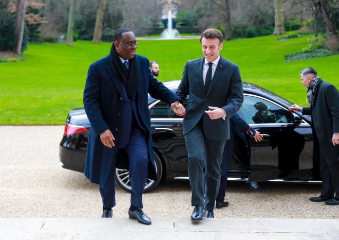 Macky Sall très heureux de retrouver son ami Macron