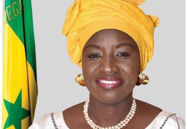 Blocus du domicile de Ousmane Sonko : « Le président abuse de son pouvoir, c’est ce qu’on y constate! » (Aminata Touré)