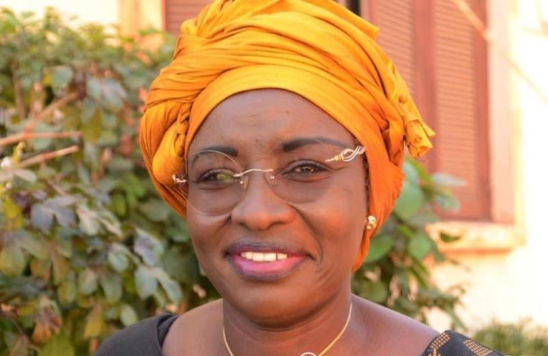 Aminata Touré : « Nous supplions nos jeunes, ne risquez pas vos précieuses vies, restez avec nous ici … »
