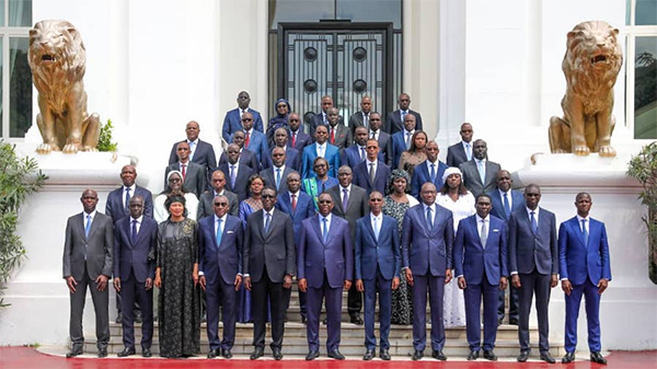Gouvernement : Macky Sall confine les ministres au Sénégal