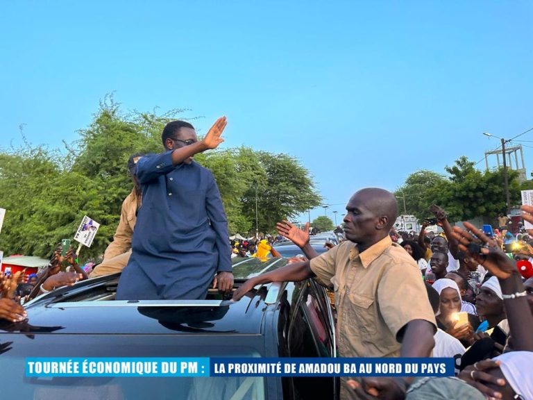 Amadou Ba accueilli en roi dans le Nord (Photos)