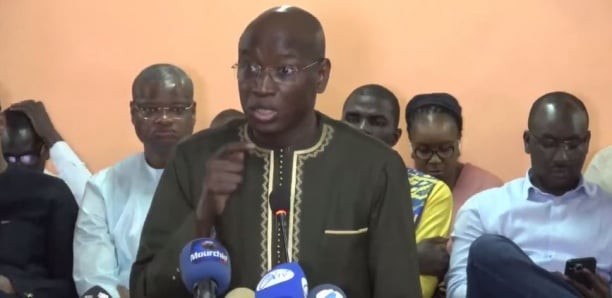 Aly Ngouille Ndiaye demande la dissolution du gouvernement et va battre campagne