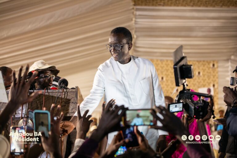 Amadou Ba promet la résolution des problèmes d’eau à Mbacké s’il est élu président