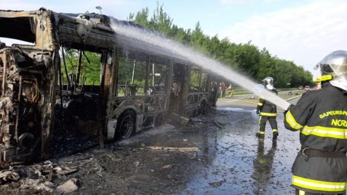 Bilan du Bus en feu / 16 corps calcinés