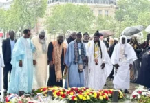Paris : hommage aux tirailleurs sénégalais et aux figures religieuses sous l’Arc de Triomphe
