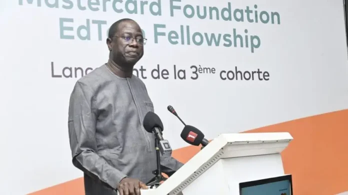 Le-ministre-Daouda-Ngom-900x505.jpg