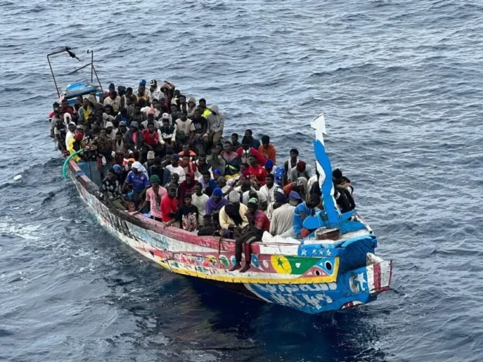emigration-bateau-900x675