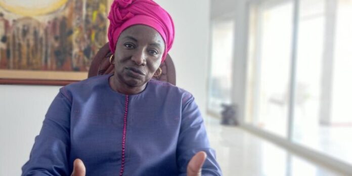 AMINATA-TOURE-CHEZ-ELLE-A-DAKAR-LE-29-SEPT-1-750x375